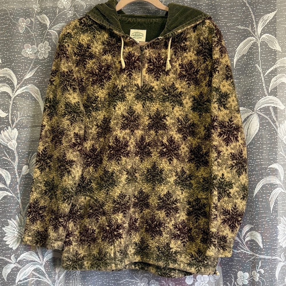 Vintage G.H. Bass and Co. Sherpa Fleece snowflake Pullover